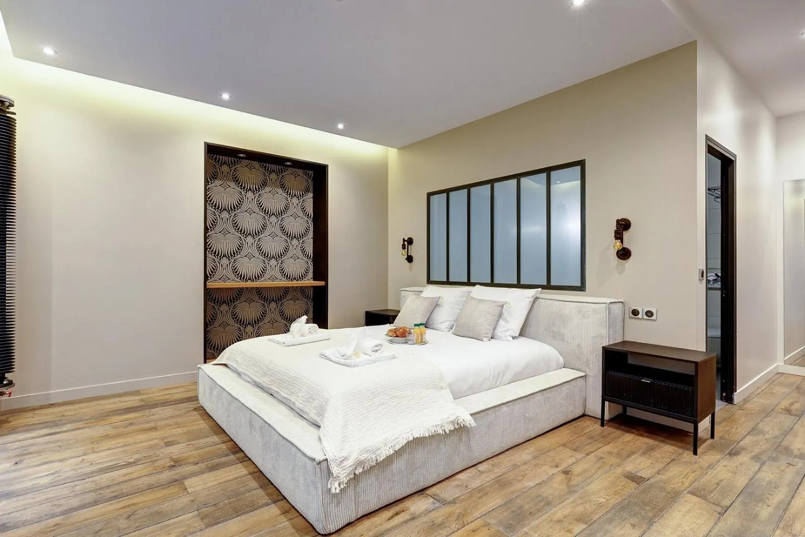 334 Parisian Loft - Superb Apartment In Paris