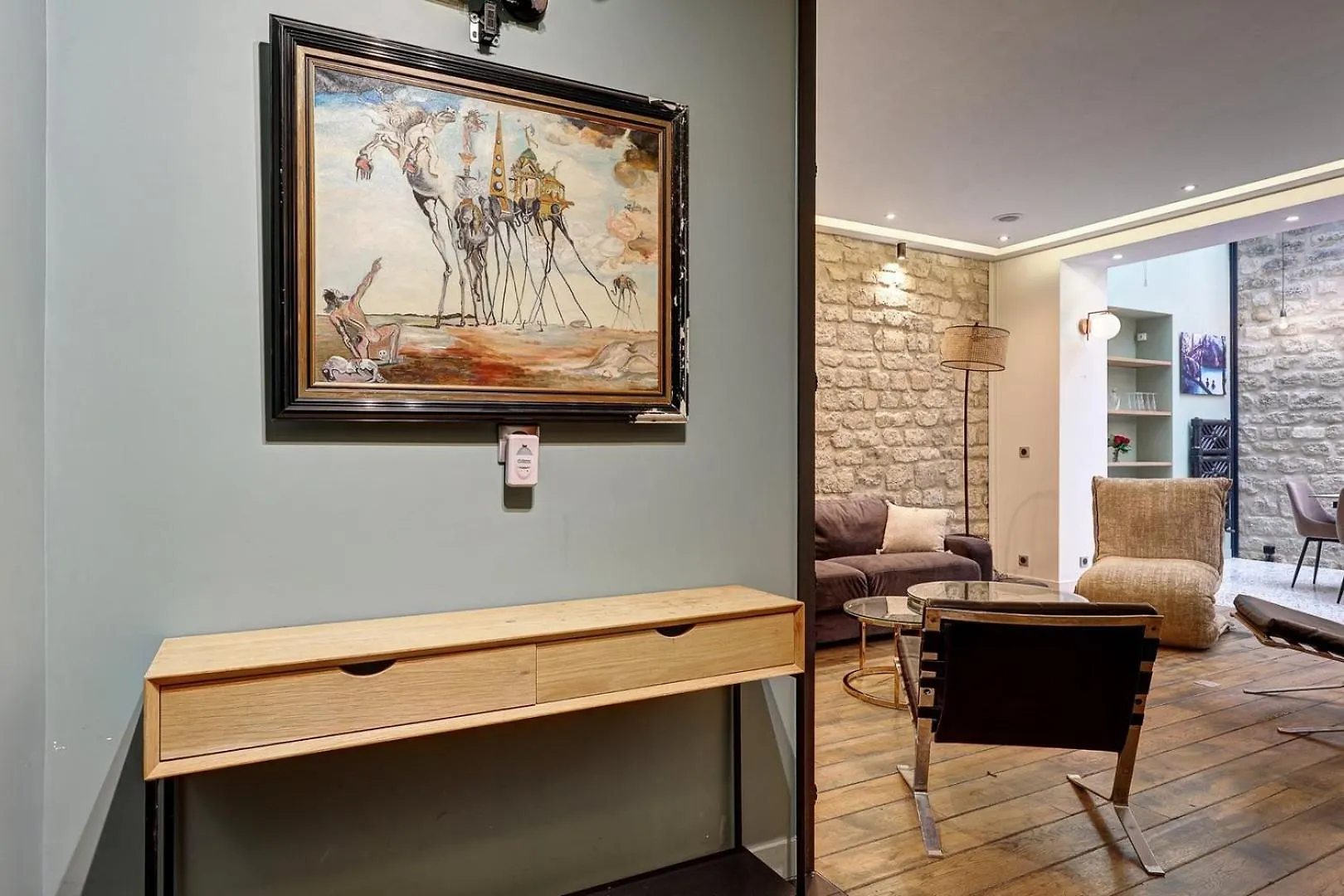 334 Parisian Loft - Superb Apartment In Paris 0*,  France