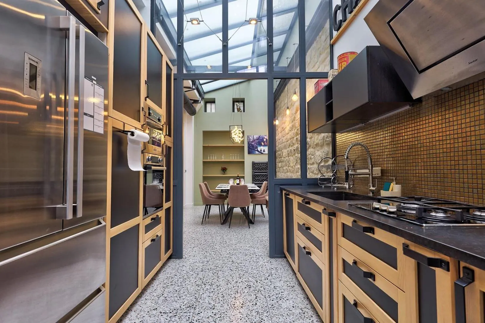 334 Parisian Loft - Superb Apartment In Paris France